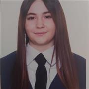 Profesora de apoyo general y ayuda en tareas para alumnos desde primaria hasta 1°Eso. Especializada en inglés